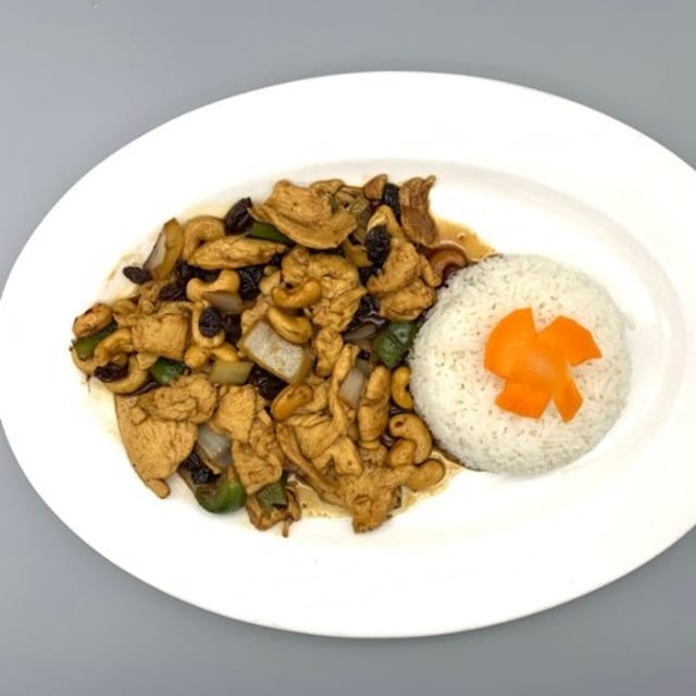 Cashew Nut Chicken.